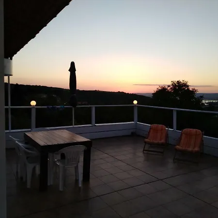 Apartment Zaliva *